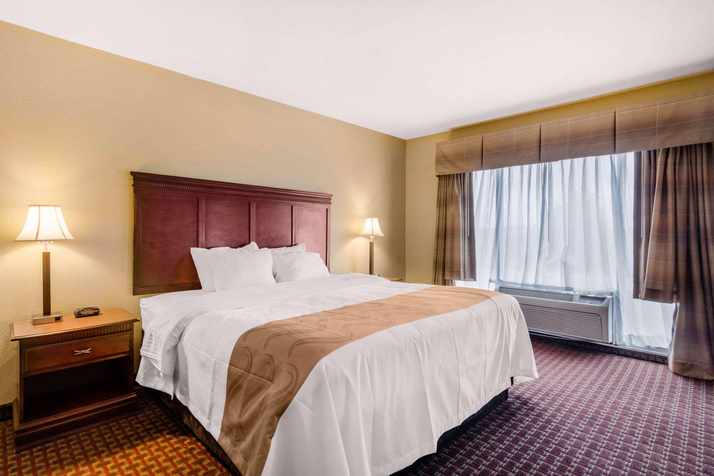 Quality & Hotel